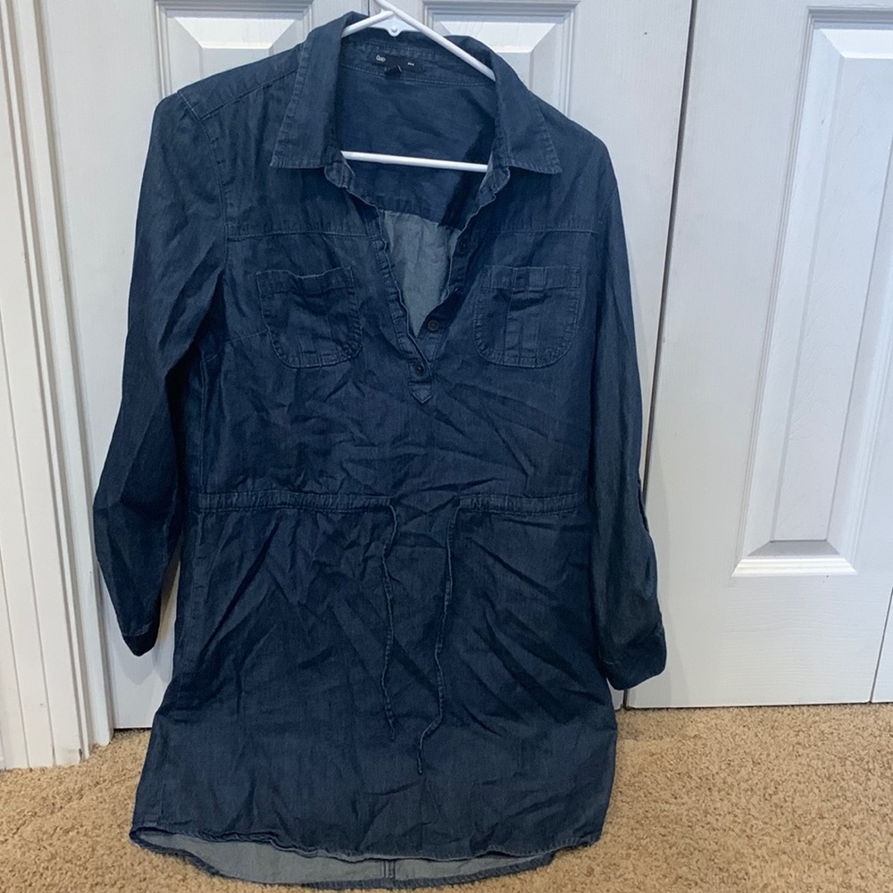Gap denim look dress women’s Size M